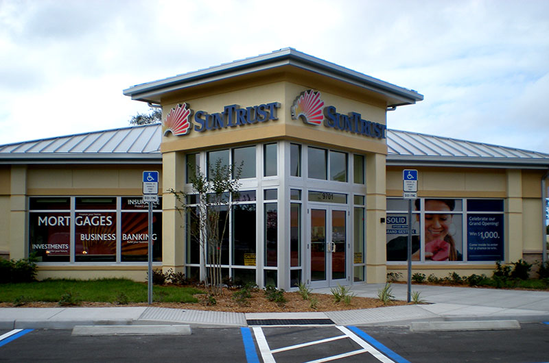 Suntrust Bank Weeki Wachi, FL